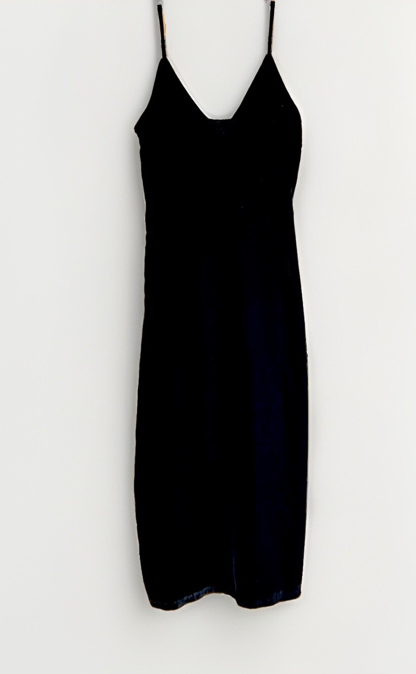 Old Navy Black Solid Sleeveless V-Neck Gown Adjustable Straps Smocked M